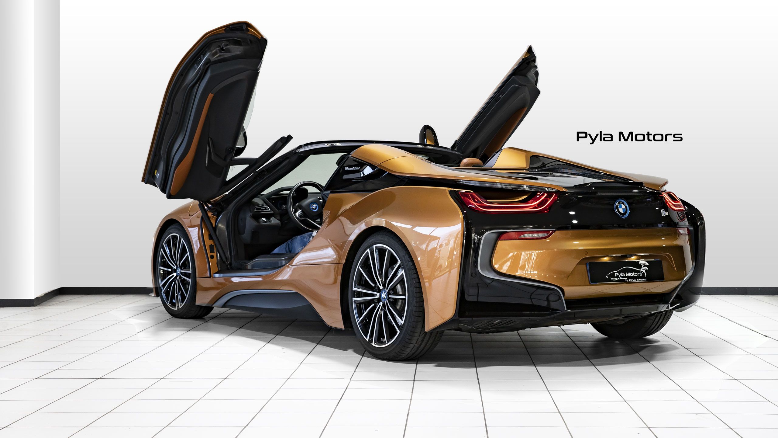 Vente exceptionnelle: BMW i8 Roadster 2019 d'occasion chez Pyla Motors