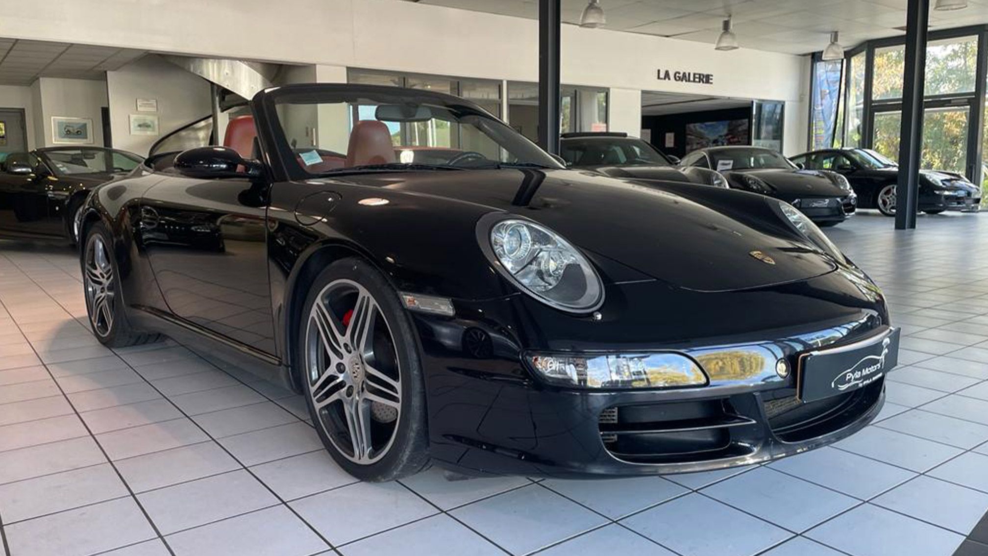 Porsche 911 carrera cabriolet