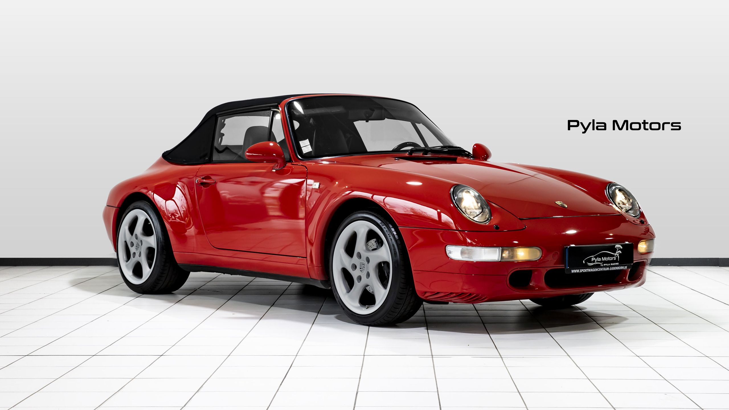 PORSCHE  911-  CABRIOLET  Rouge indien